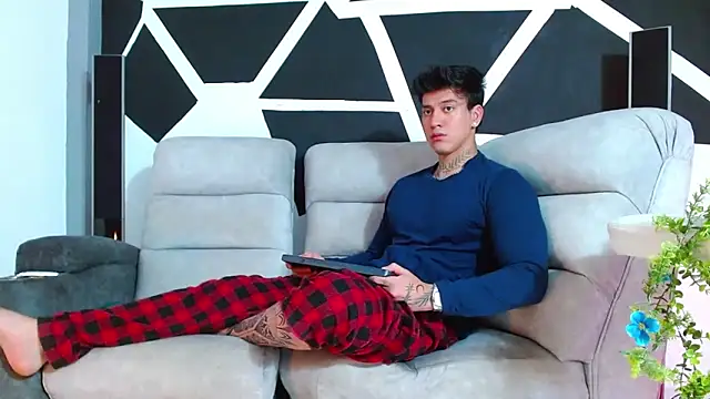 JUSTIN FULLER1 online show from 29, 11, 2025