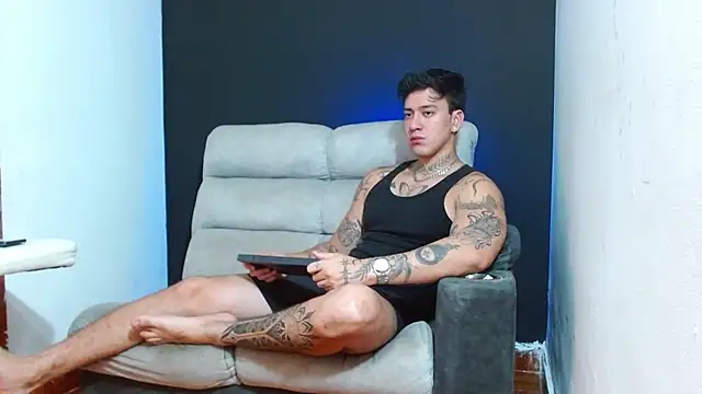 JUSTIN FULLER1 online show from 4, 7, 2026