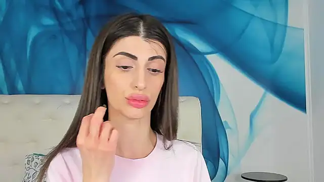 SkinnyDolly online show from 13, 3, 2026