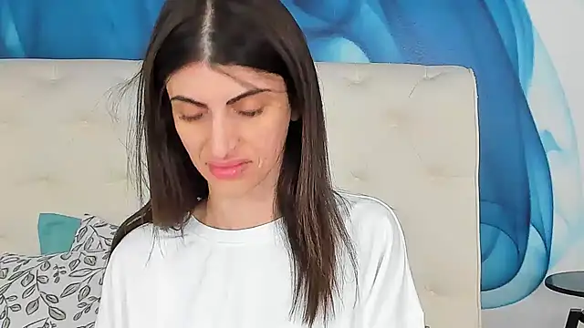 SkinnyDolly online show from 24, 4, 2026