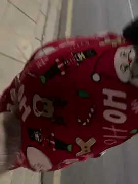 emma05 online show from 3, 12, 2025