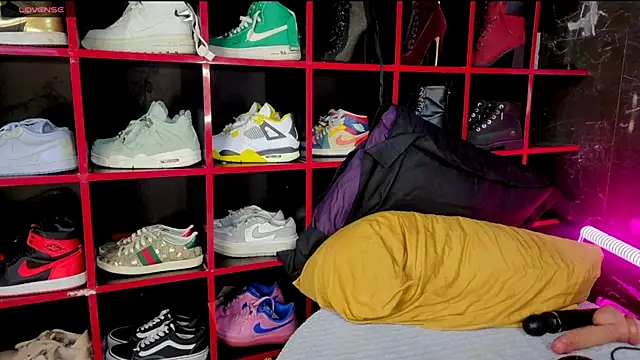 Indianbrownie online show from 19, 4, 2026