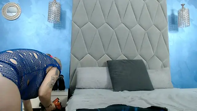 AretiAlisya online show from 8, 10, 2025