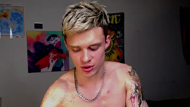 hornyadamsex online show from 5, 5, 2026