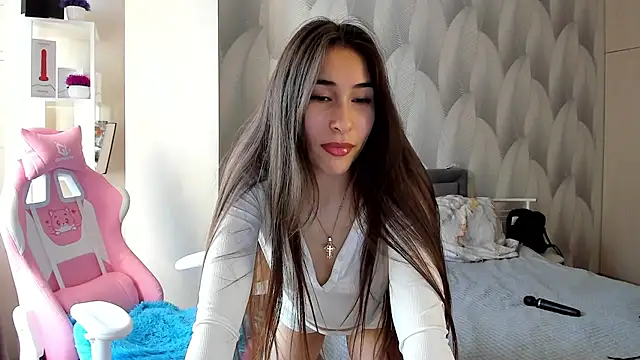 Bambiii bby online show from 15, 1, 2025