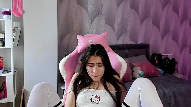 Bambiii bby online show from 14, 2, 2025