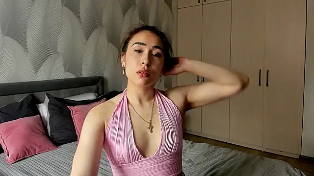 Bambiii bby online show from 11, 6, 2026