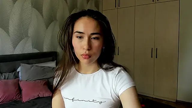 Bambiii bby online show from 15, 6, 2026