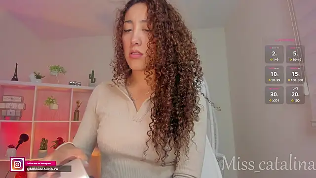 miss catalinaa online show from 20, 1, 2025