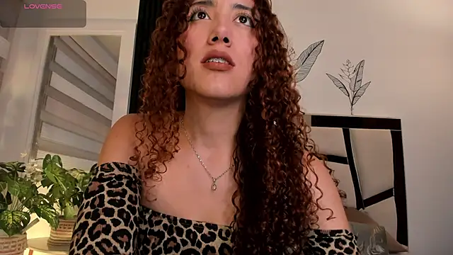 miss catalinaa online show from 23, 4, 2026