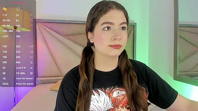 Snapshot of KarenPautt chatting on 14, 10, 2025 KarenPautt online show from 14, 10, 2025