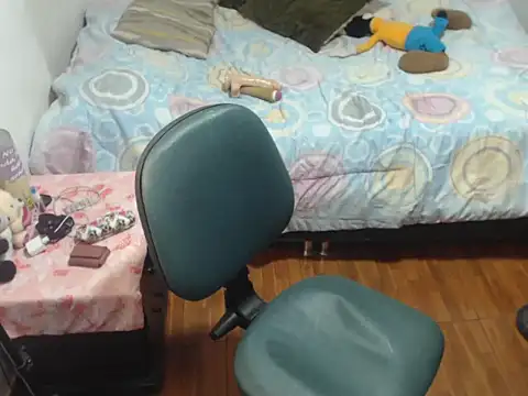 carolina linarez69 online show from 6, 11, 2025