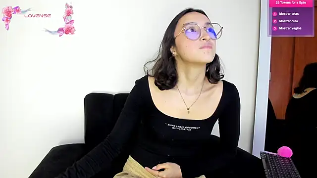 its  angelica  online show from 19, 2, 2025