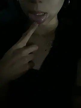 kittyprettybby online show from 10, 1, 2026