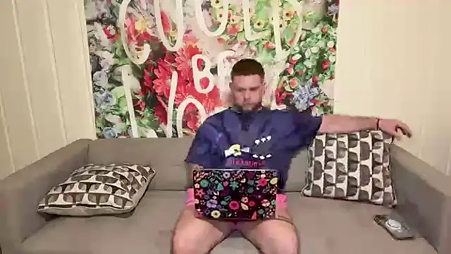 DaddydayDrinkzz online show from 9, 8, 2026