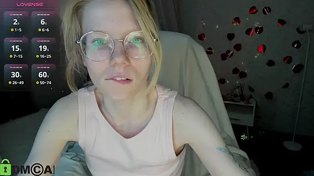 Esme Runn online show from 2, 6, 2026
