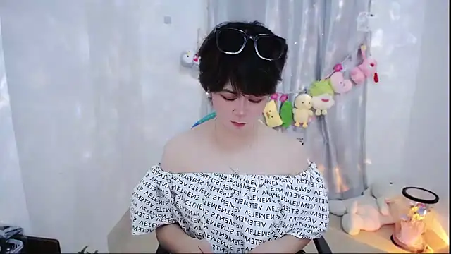 Fan ting online show from 6, 11, 2025