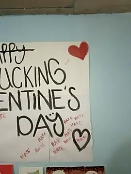 Elvishcassie  online show from 23, 2, 2025