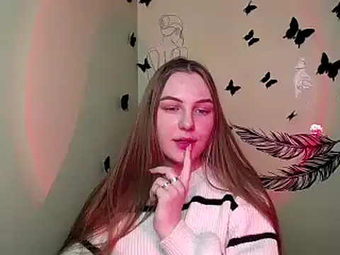 Snapshot of _AlMamiyy_ chatting on 14, 12, 2024 AlMamiyy online show from 14, 12, 2024