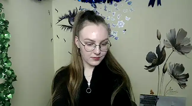 Snapshot of _AlMamiyy_ chatting on 24, 12, 2024 AlMamiyy online show from 24, 12, 2024