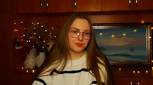 Snapshot of _AlMamiyy_ chatting on 5, 1, 2025 AlMamiyy online show from 5, 1, 2025