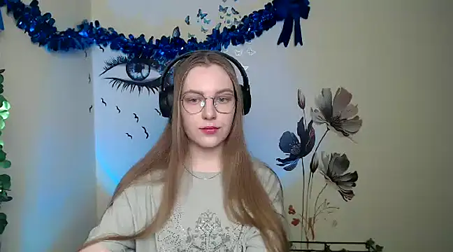 Snapshot of _AlMamiyy_ chatting on 6, 1, 2025 AlMamiyy online show from 6, 1, 2025