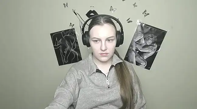 Snapshot of _AlMamiyy_ chatting on 18, 1, 2025 AlMamiyy online show from 18, 1, 2025