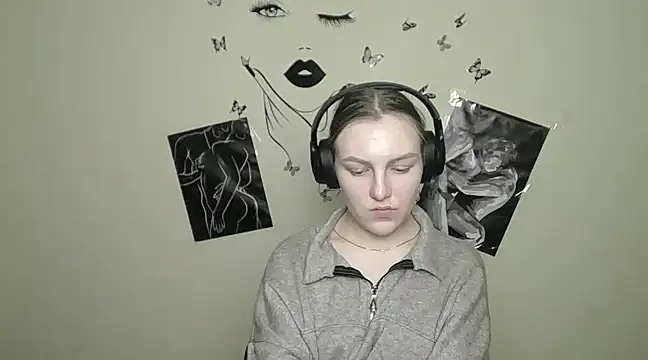 Snapshot of _AlMamiyy_ chatting on 18, 1, 2025 AlMamiyy online show from 18, 1, 2025