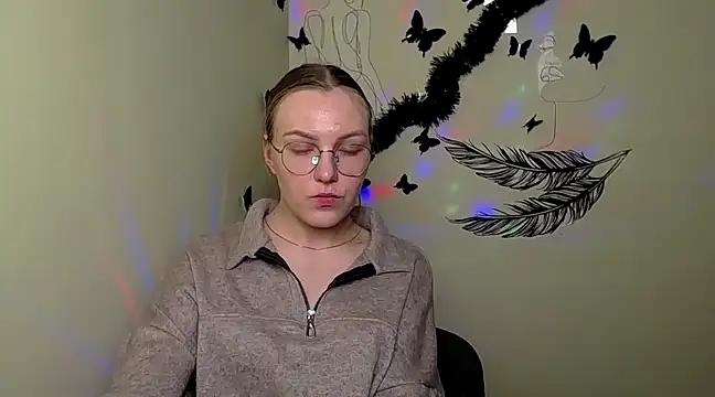 Snapshot of _AlMamiyy_ chatting on 24, 1, 2025 AlMamiyy online show from 24, 1, 2025