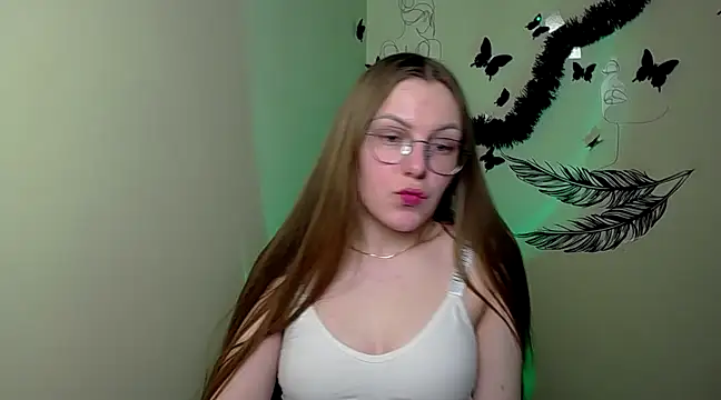 Snapshot of _AlMamiyy_ chatting on 12, 2, 2025 AlMamiyy online show from 12, 2, 2025