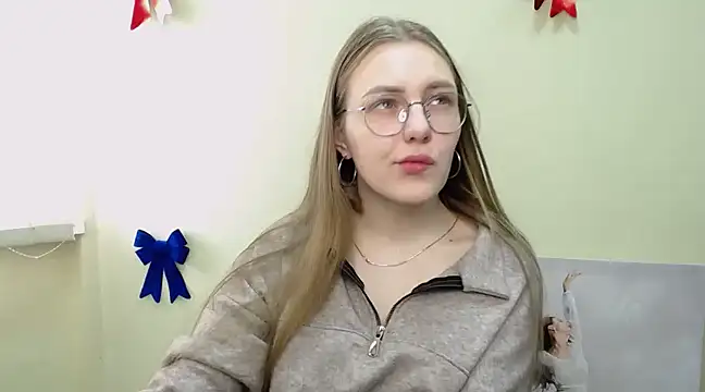 Snapshot of _AlMamiyy_ chatting on 16, 3, 2025 AlMamiyy online show from 16, 3, 2025