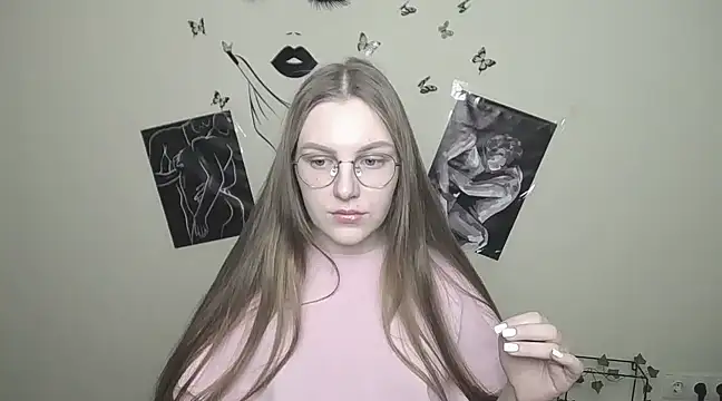 Snapshot of _AlMamiyy_ chatting on 21, 3, 2025 AlMamiyy online show from 21, 3, 2025