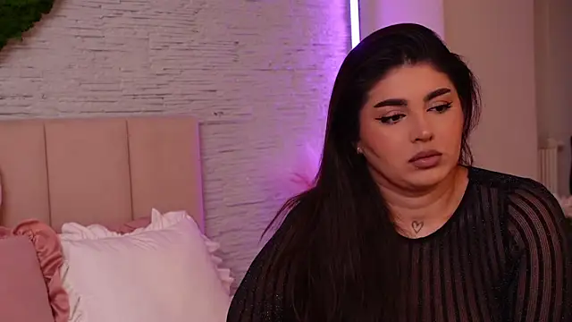 RachelSwaan online show from 10, 10, 2025