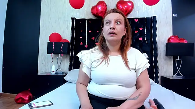 RoxieJackson online show from 7, 2, 2025