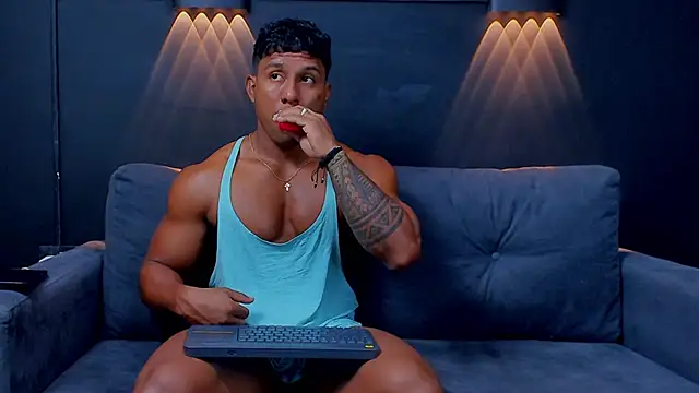 CallumMuscle online show from 10, 2, 2025