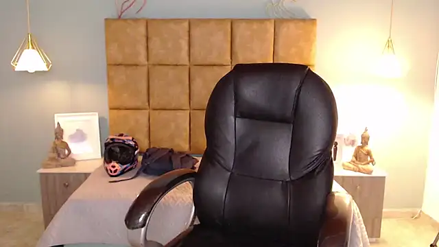 AlejooTwink online show from 28, 2, 2025