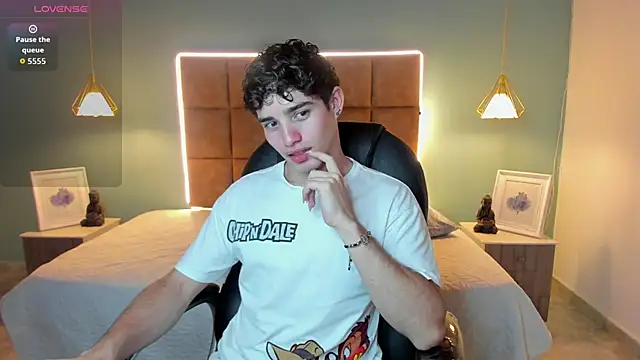 AlejooTwink online show from 18, 11, 2025