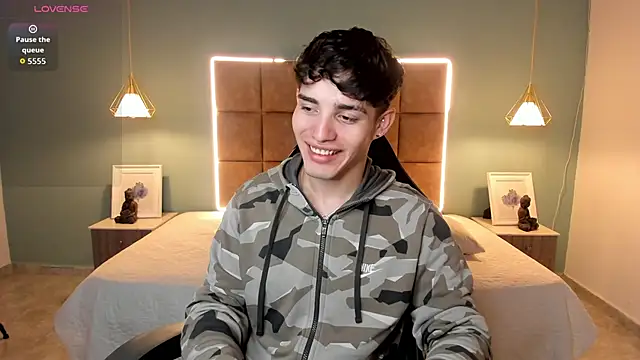 AlejooTwink online show from 23, 4, 2026