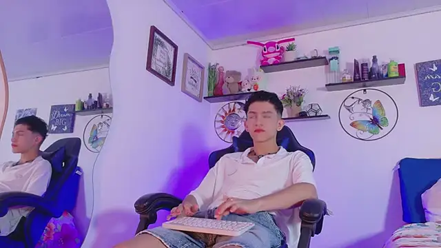 Snapshot of Noah_tyler_ chatting on 1, 6, 2026 Noah tyler online show from 1, 6, 2026