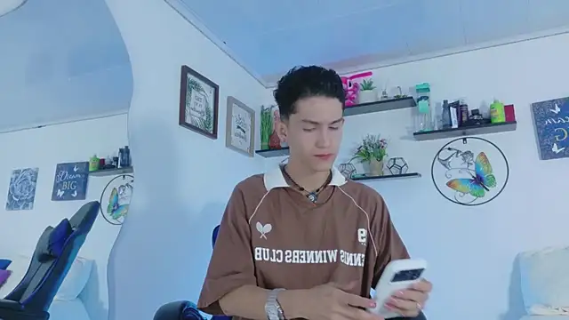 Snapshot of Noah_tyler_ chatting on 5, 6, 2026 Noah tyler online show from 5, 6, 2026