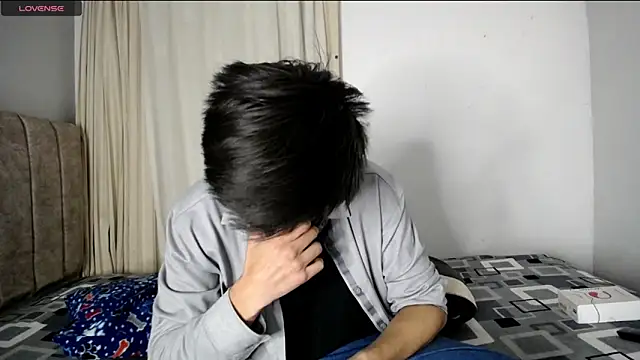 Snapshot of Yellowpokemon23 chatting on 14, 11, 2025 Yellowpokemon23 online show from 14, 11, 2025