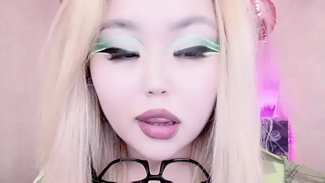 amelia sunlight online show from 17, 2, 2025