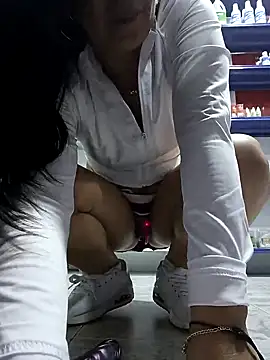 Megan jennerr online show from 28, 2, 2025