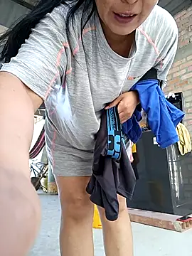 Megan jennerr online show from 22, 4, 2026