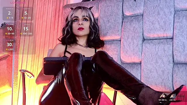 Alice noir online show from 18, 4, 2026