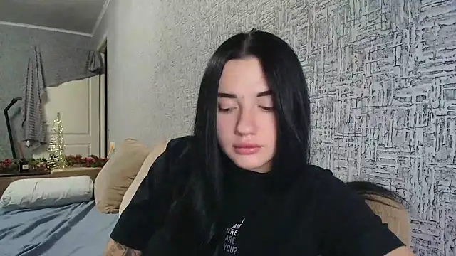 Liana diva online show from 22, 12, 2025