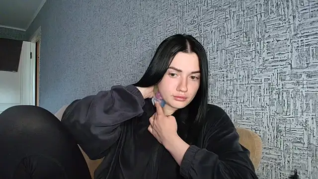 Liana diva online show from 22, 4, 2026