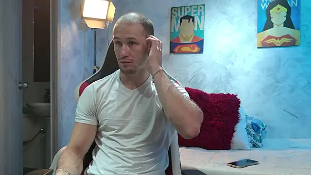 AxelFairchaild online show from 3, 3, 2026