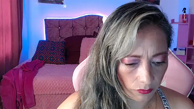 Melanyy 100 online show from 17, 3, 2025