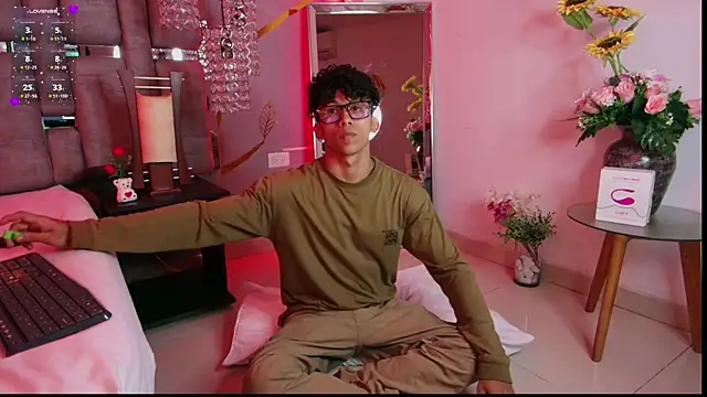 AkazaBoy  online show from 21, 2, 2025